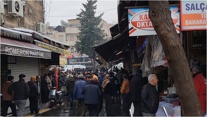 Şanlıurfa’nın Eyyübiye ilçesinde  “Kasap Bakır Minare silahlı saldırı: 2 yaralı