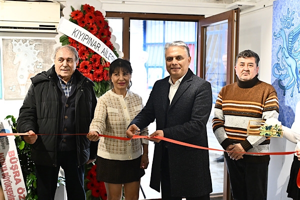 Muratpaşa’da &Prime;Renklerin Kokusu&Prime; isimli kişisel resim sergisi açıldı