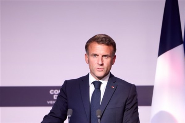 Macron: Her şişenin ardında işler, aileler, manzaralar ve Fransız ruhu var