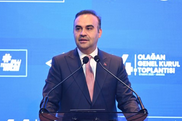Bakan Kacır, Bakan Theodorikakos ile bir araya geldi