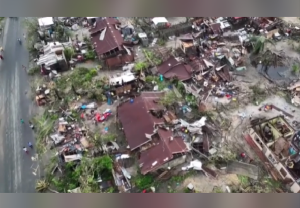 Fırtına Madagaskar'ın liman kentini harabeye çevirdi; 40'a yakın ölü