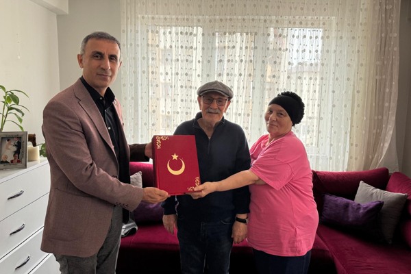 İzmit Belediyesi'nden ilçedeki Kıbrıs gazilerine ziyaret