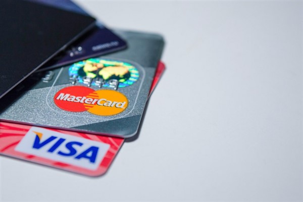 The Guardian: İngiliz bankaları  Visa ve Mastercard'a alternatif sistem kurmayı planlıyor