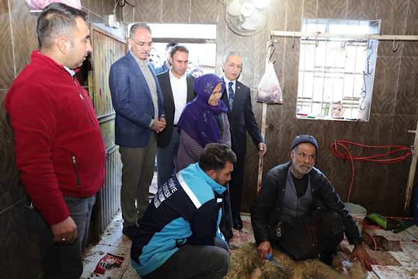 Eyyübiye'de  Ramazan’da yetim ve ihtiyaç sahiplerine destek