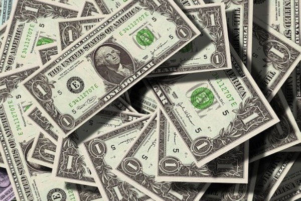 Trump'ın tarife gelişmeleriyle dolar endeksi 97,8'in üzerine yükseldi
