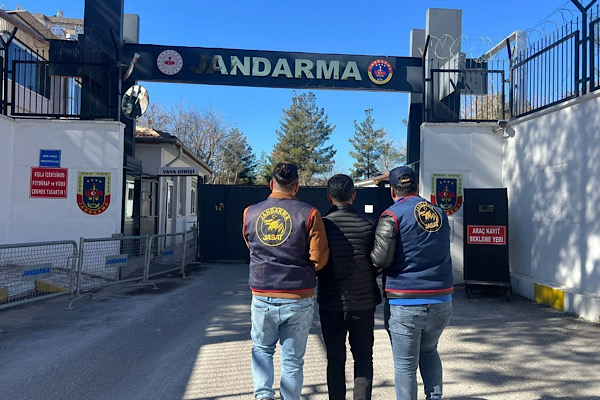 Diyarbakır’da aranan 104 şahıs yakalandı