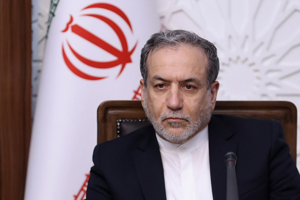 Araghchi, ABD ile müzakerelere katılmak üzere Cenevre'ye gitti
