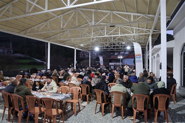 Marmarisliler Ramazan’da birlik sofrasında buluştu