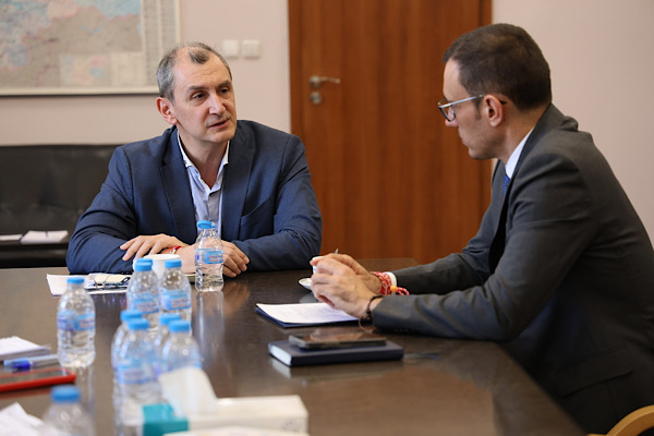 Okoliyski ve Sofya Belediye Başkanı Terziev bir araya geldi