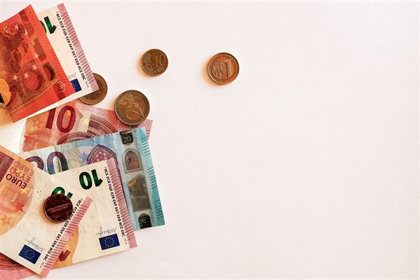 Jeopolitik riskler, Euro üzerinde baskı oluşturuyor