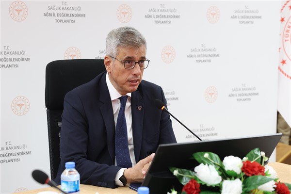 Bakan Memişoğlu, ASELSAN teknisyenleri Kahraman ve Can'ın cenaze törenine katıldı