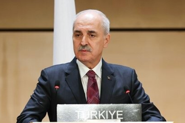 Kurtulmuş'tan , Bükreş Türk Şehitliği’ne ziyaret