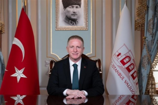 Vali Gül, Şehit Öğretmen Fatma Nur Çelik’in ailesini ziyaret etti