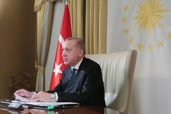 Cumhurbaşkanı Erdoğan, Barzani ile görüştü