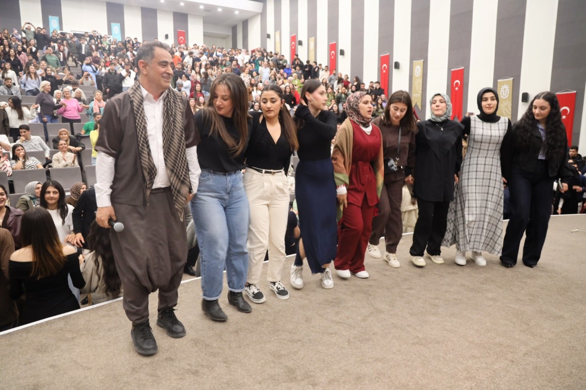 : URFA AHENGİ SIRA GECESİ TOPLULUĞU, MUNZUR ÜNİVERSİTESİ’Nİ ŞENLENDİRDİ
