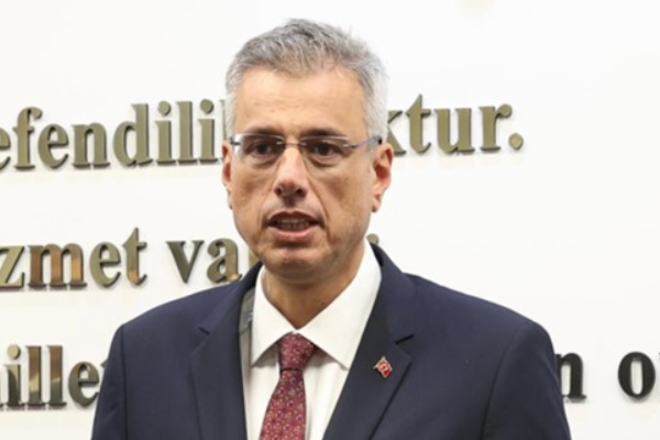 Memişoğlu, GÖKBEY hava ambulansının uçuşuna katıldı