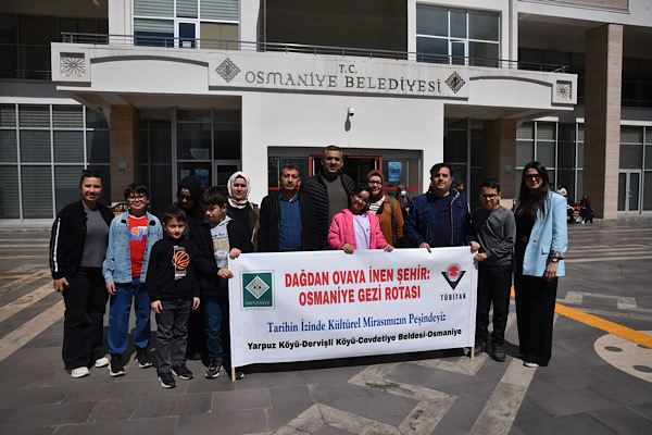 Osmaniye'de öğrenciler için &Prime;Tarihin İzinde Adım Adım&Prime; gezisi düzenlendi