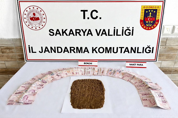 Sakarya Karasu’da uyuşturucu operasyonu