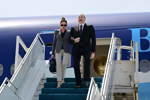 Aliyev, çalışma ziyareti için Türkiye’ye geldi