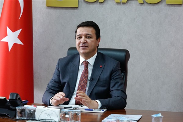 Arıkan: Tom Barrack &Prime;persona non grata&Prime; ilan edilmelidir