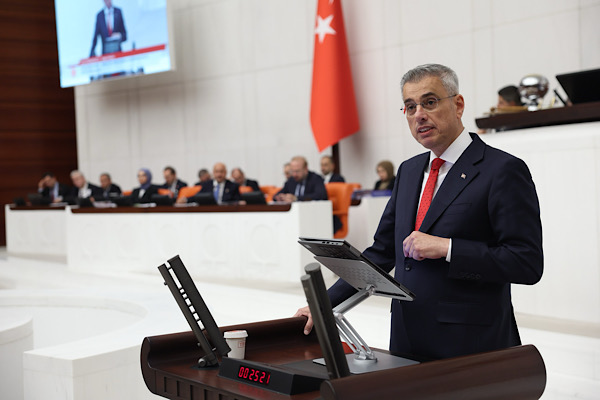Memişoğlu: Gelecek, bilgiyi şifaya dönüştüren Türkiye’nin olacak