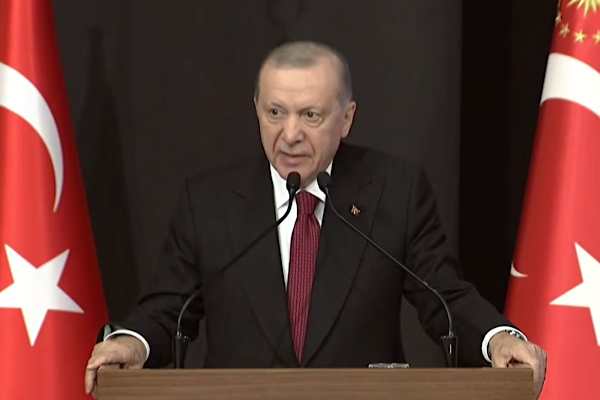 Cumhurbaşkanı Erdoğan’dan Erzurumspor’a tebrik mesajı