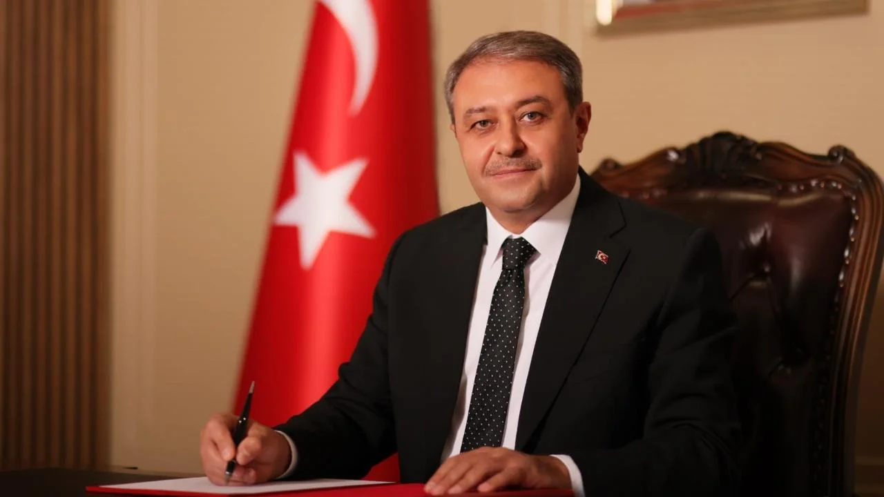 Şanlıurfa Valiliği tarafından okulların önüne güvenlik sağlanmış oldu 