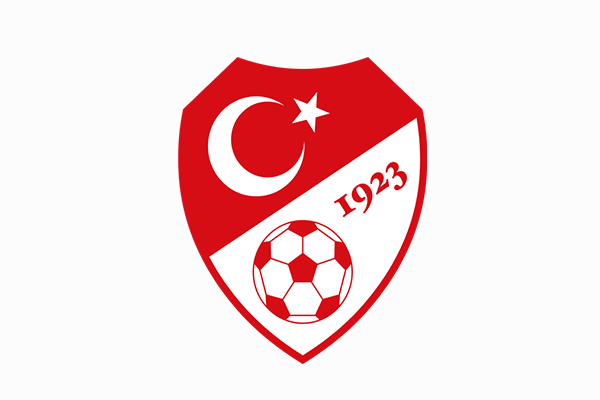 TFF Başkanı Hacıosmanoğlu, Pakistan Futbol Federasyonu Başkanı Gilani ile görüştü