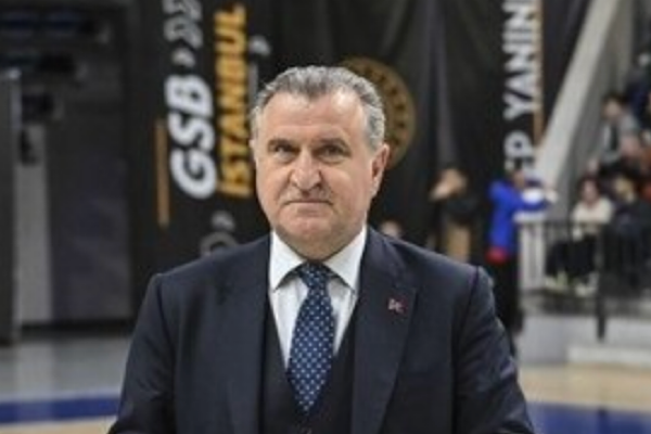 Bak: Genç sporcularımızın hayalleri sahipsiz kalmayacak