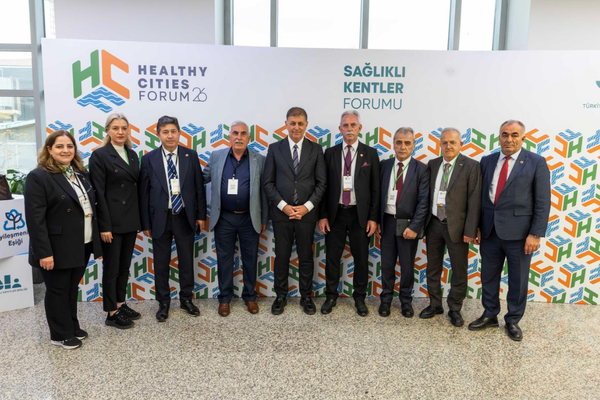 İzmir'de Sağlıklı Kentler Forumu’nda ortak dil oluşturuluyor