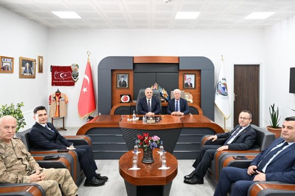 Vali Zorluoğlu, Çermik’te temaslarda bulundu
