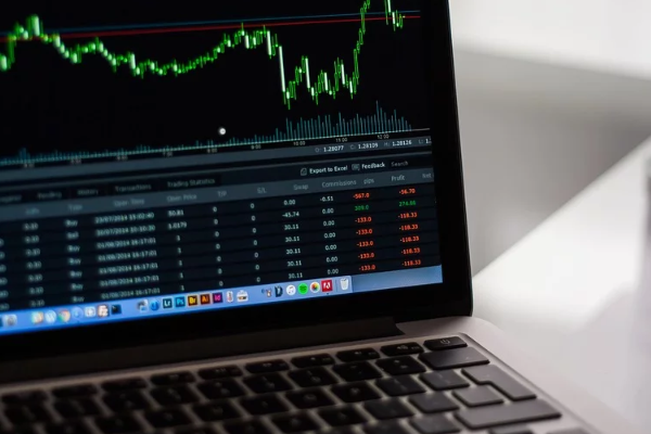BIST100’de 14.6 seviyesinin altında temkinli görünüm sürüyor