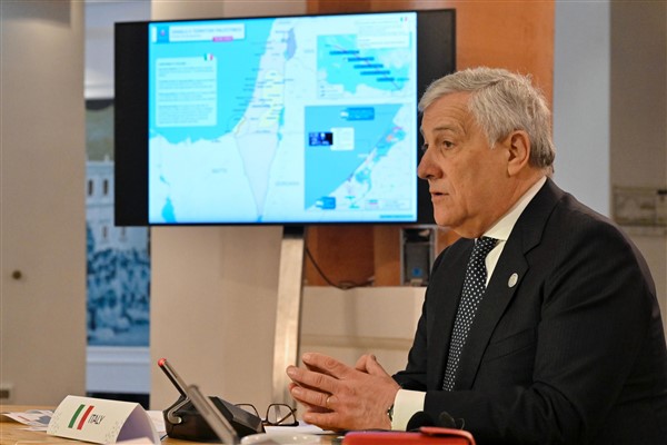 Tajani: Filonun gelişmelerini dakika dakika takip ediyoruz
