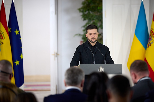 Zelenski: Rusya bu hafta 2.300’den fazla İHA ve yüzlerce füze fırlattı
