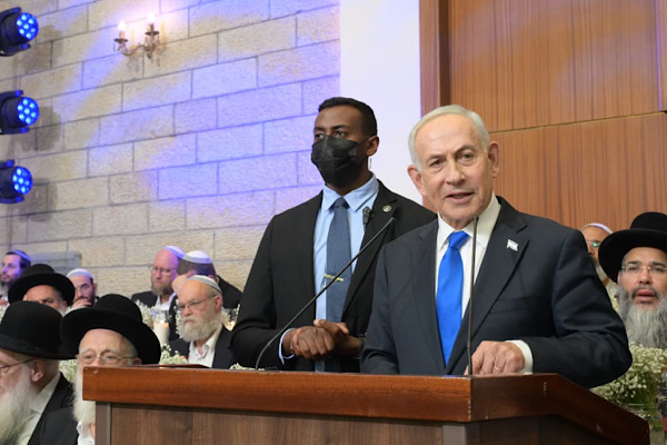 Netanyahu: Şahar ve Ohad'ın fedakarlıkları kalplerimizde yer edecektir