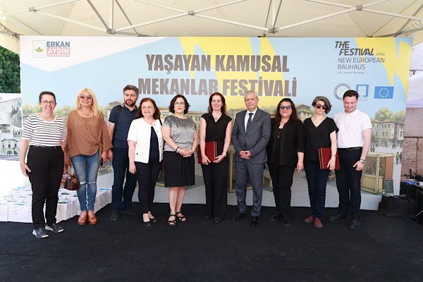 &Prime;Yaşayan Kamusal Mekanlar Festivali&Prime; Bursa'da başladı