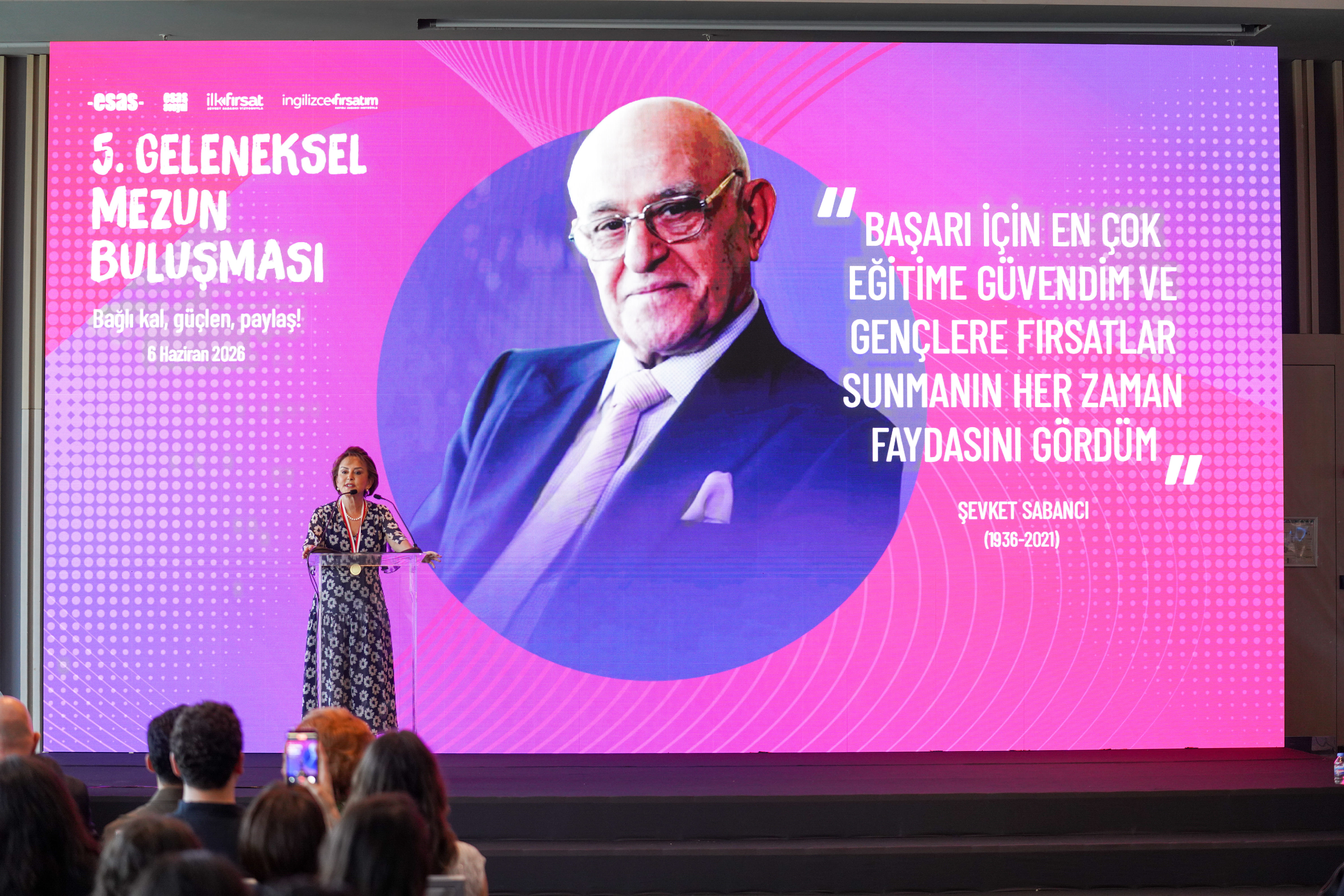 Esas Sosyal mezunları, “bağlı kal, güçlen ve paylaş”  temasıyla bir araya geldi