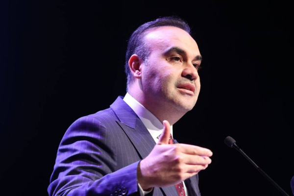 Bakan Kacır: İlk HIT-30 uluslararası resepsiyonu Paris'te düzenlendi