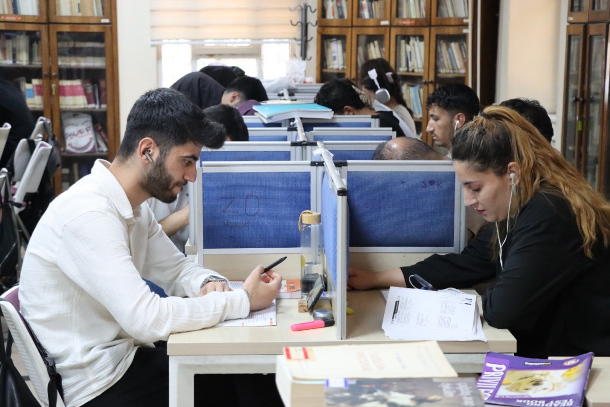 ŞANLIURFA BÜYÜKŞEHİR BELEDİYESİ KÜTÜPHANELERİ YKS ADAYLARININ GÖZDESİ OLDU