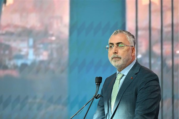 Bakan Işıkhan, Ankara Valisi Canbolat’ı Bakanlıkta ağırladı