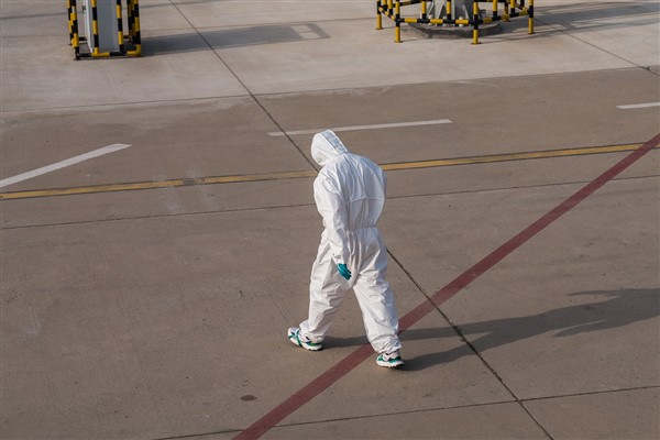 Afrika CDC, WHO ve Uganda Ebola salgını için ortak acil müdahale ekibi kurdu