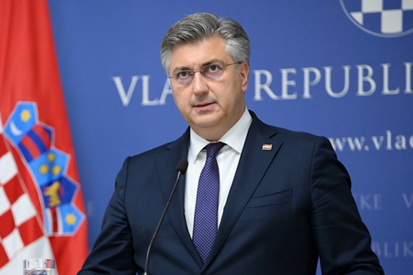 Plenkovic: Almanya ile ilişkilerimizi ve AB gündemini görüştük