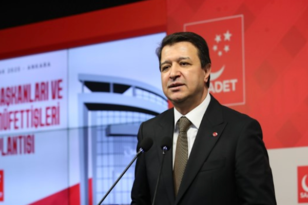 Saadet Partisi Genel Başkanı Arıkan’dan FSM Köprüsü’ndeki ışıklandırmaya tepki