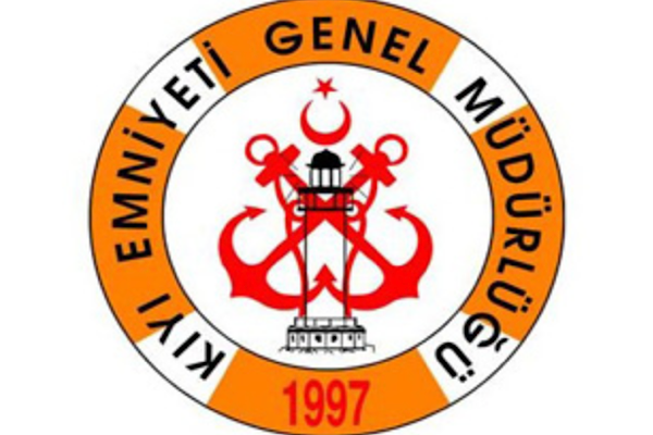 KEGM: Sarıyer açıklarında su alan tekne kıyı emniyeti ekiplerince kurtarıldı