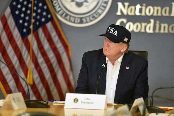 Trump: Air Force One uçağımızı Mildenhall Hava Kuvvetleri Üssü'ne gönderiyoruz