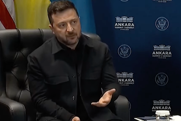 Zelenski: Ukrayna, Rusya'daki enerji tesislerini hedef aldı