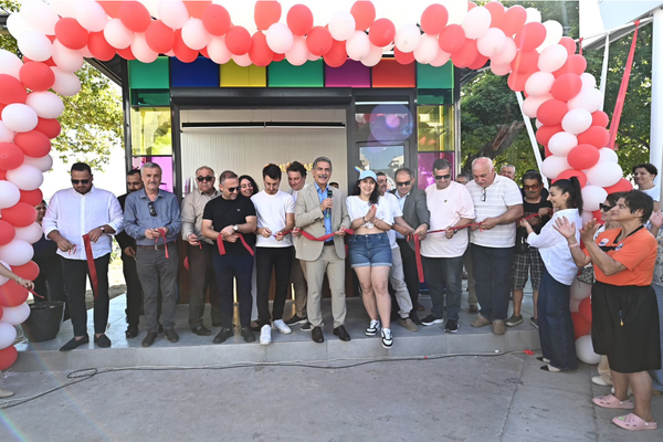 Başkan Deviren, Gemlik Kafe'nin Kumla Yunuslar şubesini açtı