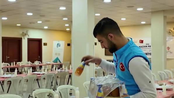 lokantalarda Suriyeli gençler sigortasız çalışıyor