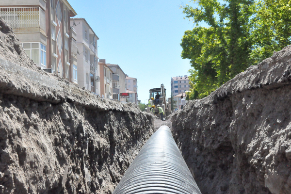 Kayseri'de 110 milyon liralık yağmur suyu altyapı yatırımı sürüyor