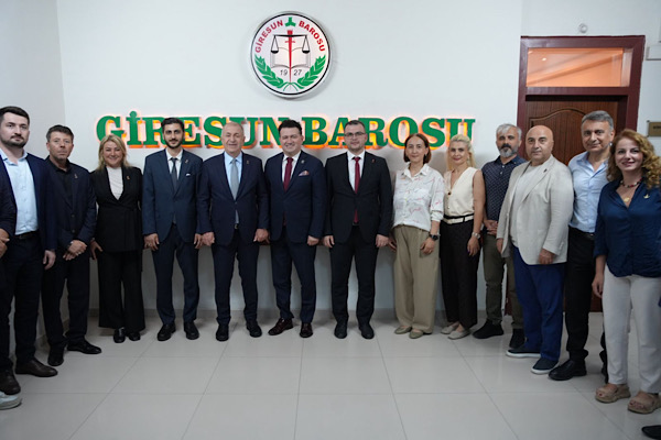 Zafer Partisi Genel Başkanı Özdağ, Giresun’da ziyaretlerde bulundu